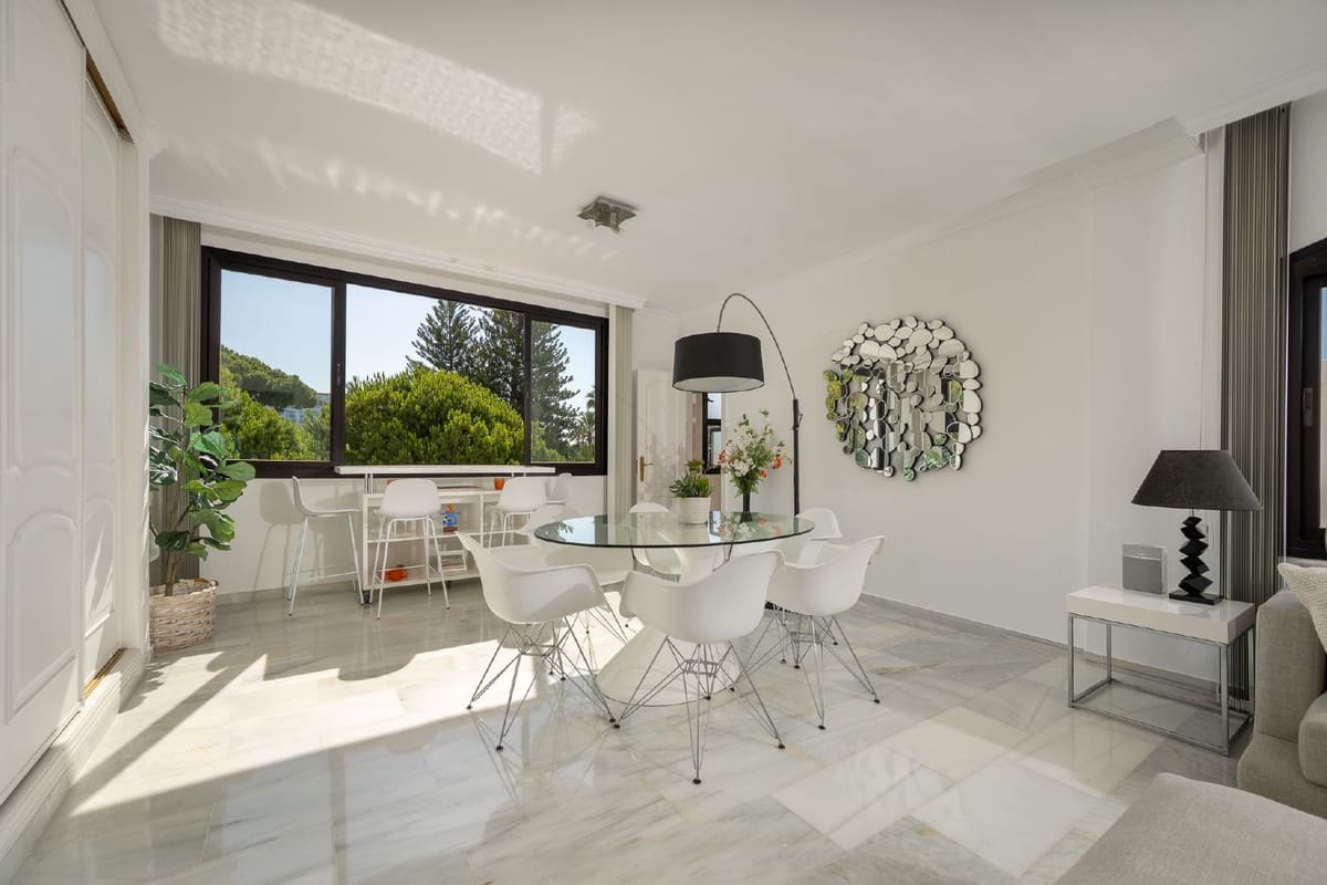 2 sovrum Lägenhet till salu i Marbella med pool garage - 895 000 € (Ref: 10122299)