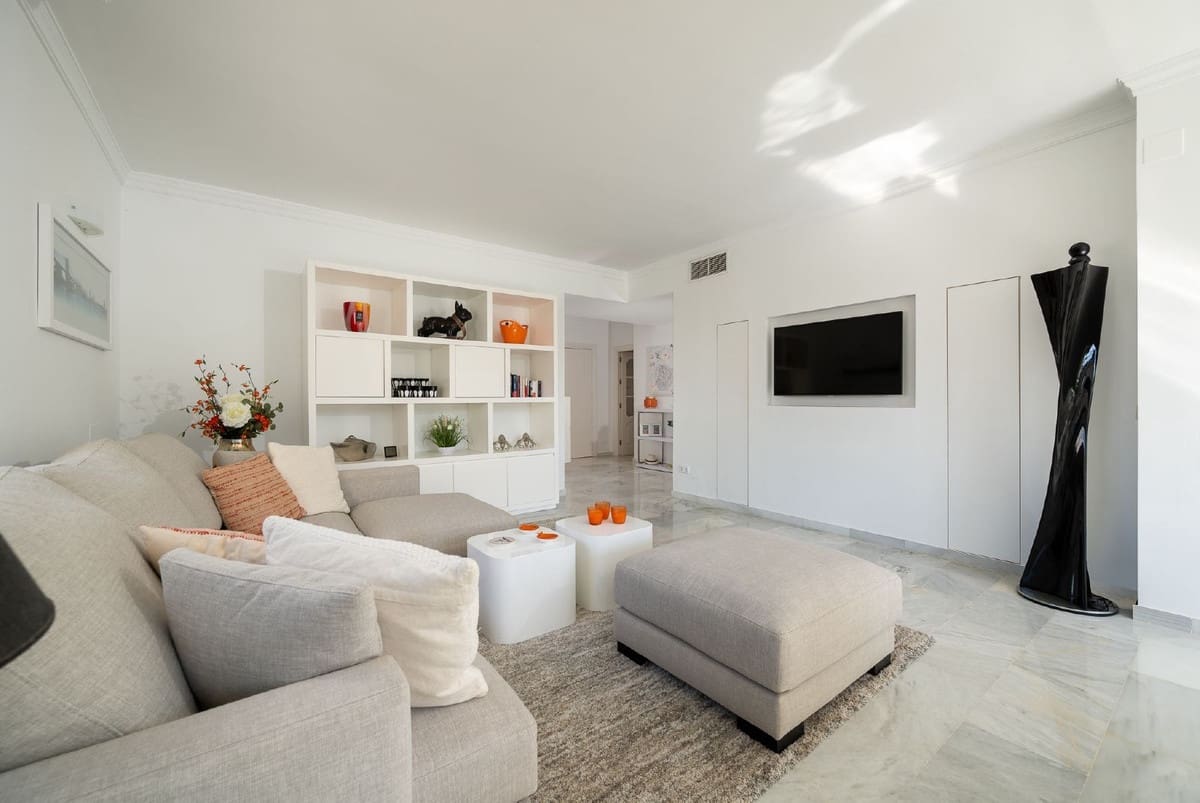 2 sovrum Lägenhet till salu i Marbella med pool garage - 895 000 € (Ref: 10122299)