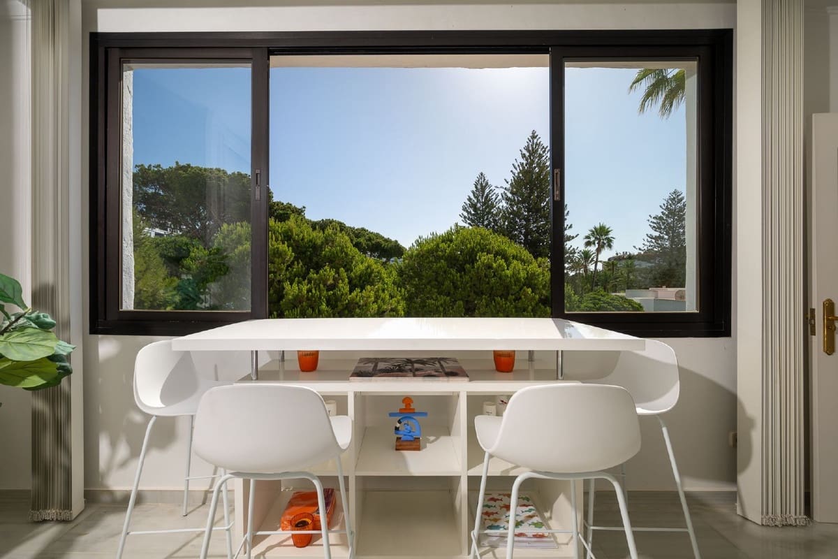 2 sovrum Lägenhet till salu i Marbella med pool garage - 895 000 € (Ref: 10122299)