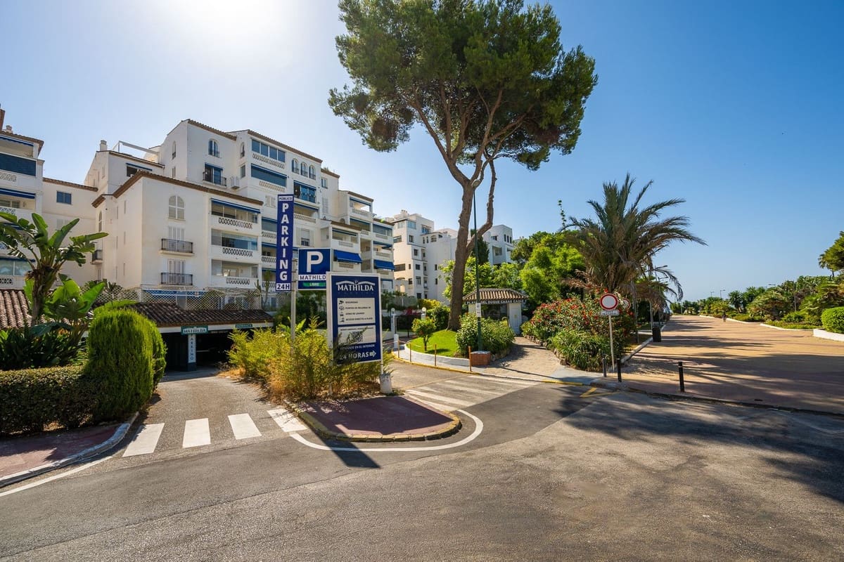 2 sovrum Lägenhet till salu i Marbella med pool garage - 895 000 € (Ref: 10122299)