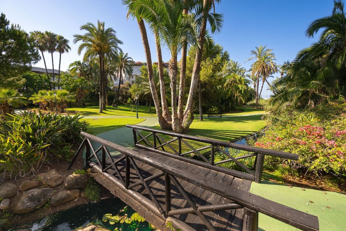 2 sovrum Lägenhet till salu i Marbella med pool garage - 895 000 € (Ref: 10122299)