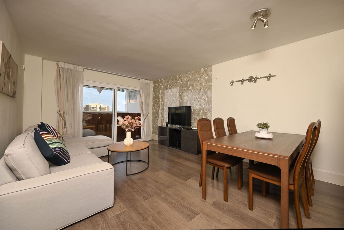 Apartamento de 4 habitaciones en Fuengirola en venta con piscina - 725.000 € (Ref: 10122308)