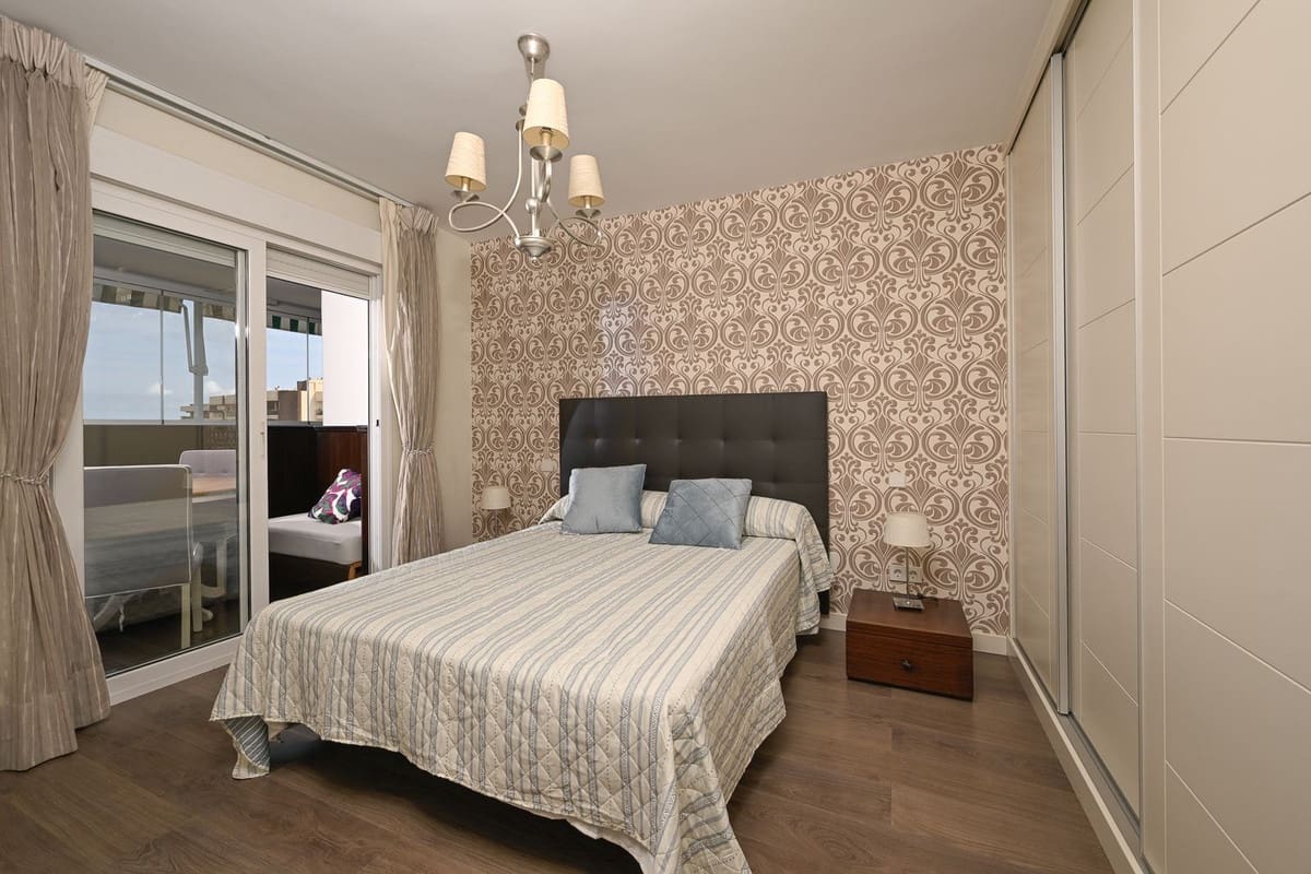Apartamento de 4 habitaciones en Fuengirola en venta con piscina - 725.000 € (Ref: 10122308)