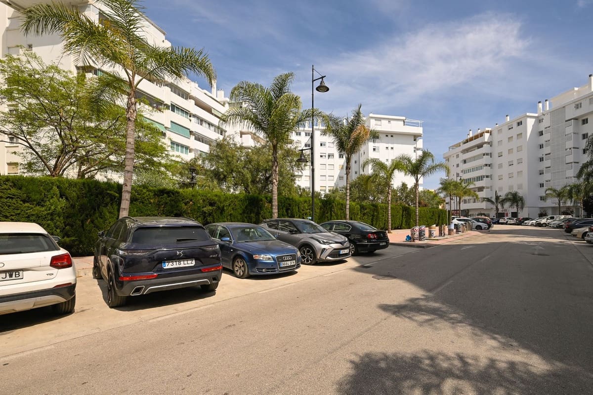 Apartamento de 4 habitaciones en Fuengirola en venta con piscina - 725.000 € (Ref: 10122308)