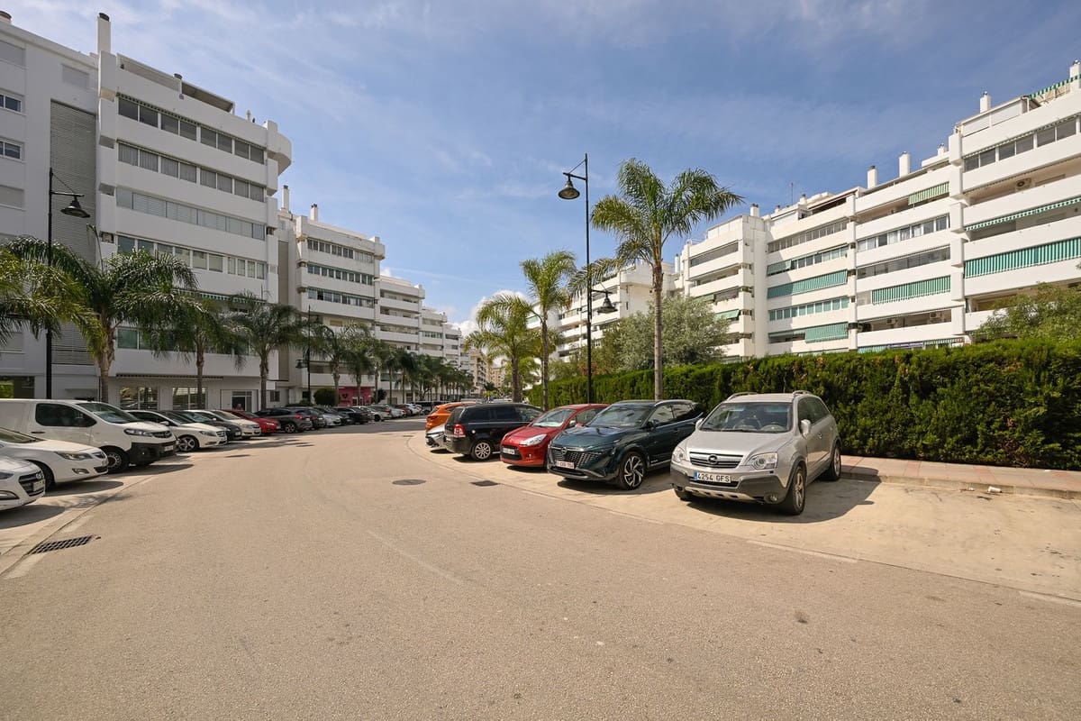 Apartamento de 4 habitaciones en Fuengirola en venta con piscina - 725.000 € (Ref: 10122308)