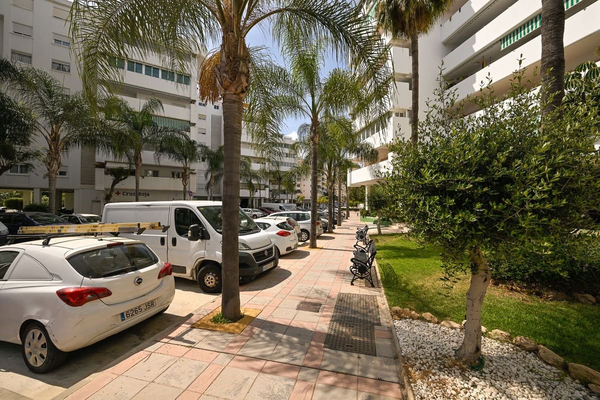 Apartamento de 4 habitaciones en Fuengirola en venta con piscina - 725.000 € (Ref: 10122308)