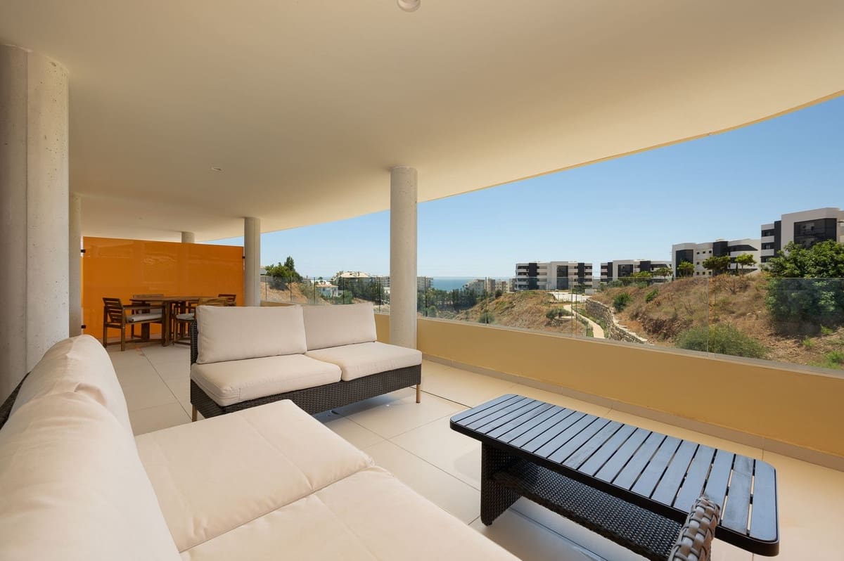 2 soverom Leilighet til salgs i Fuengirola med svømmebasseng garasje - € 649 000 (Ref: 10122315)