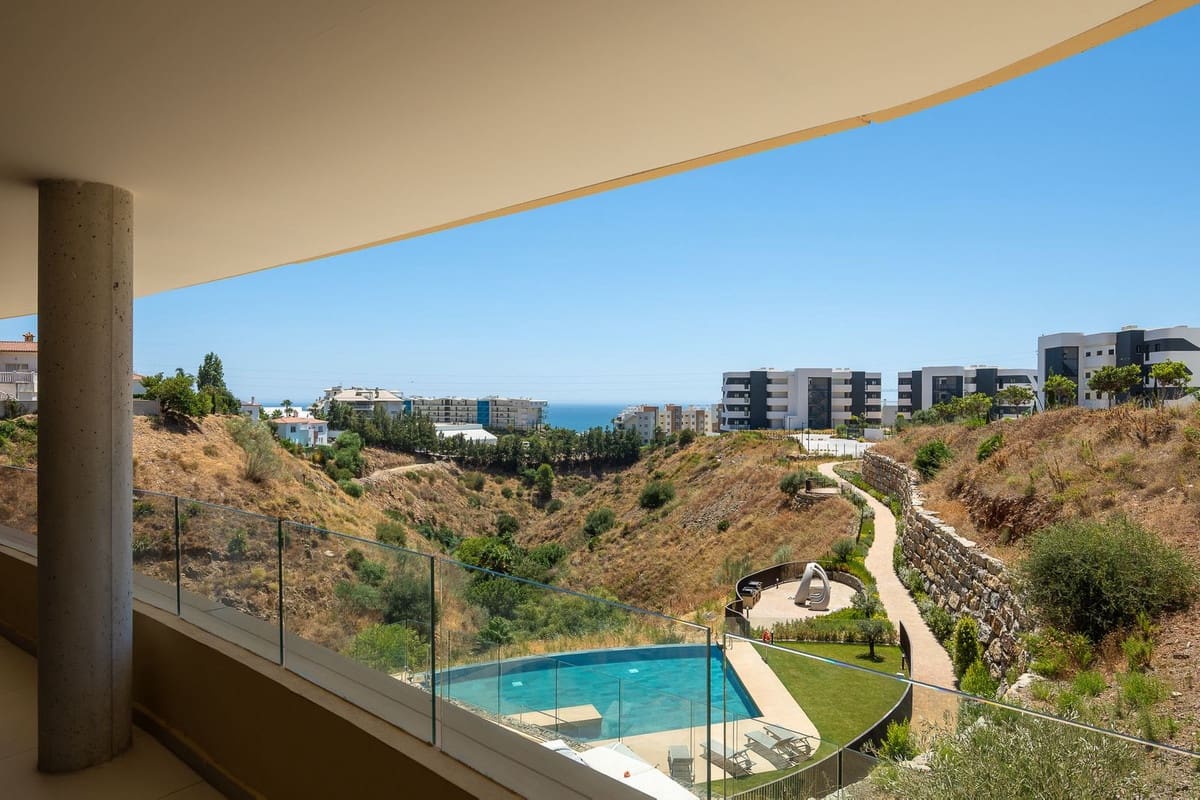 2 soverom Leilighet til salgs i Fuengirola med svømmebasseng garasje - € 649 000 (Ref: 10122315)