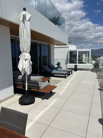 3 makuuhuone Huoneisto myytävänä paikassa La Cala de Mijas, Mijas mukana uima-altaan 
autotalli - 799 000 € (Ref: 10122327)