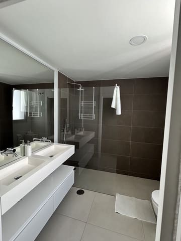 3 makuuhuone Huoneisto myytävänä paikassa La Cala de Mijas, Mijas mukana uima-altaan 
autotalli - 799 000 € (Ref: 10122327)