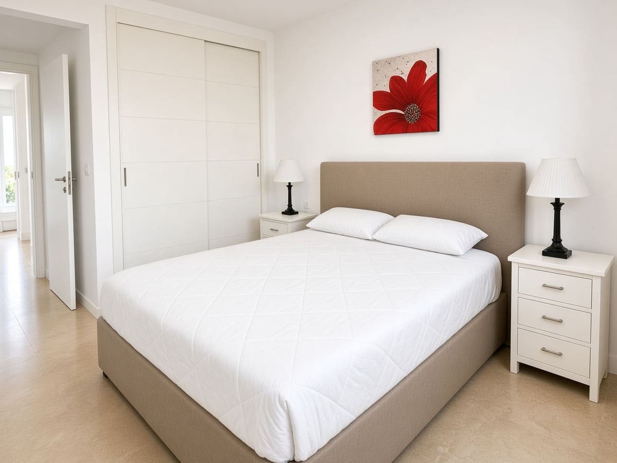 2 sovrum Lägenhet till salu i Manilva med pool garage - 305 000 € (Ref: 10122329)