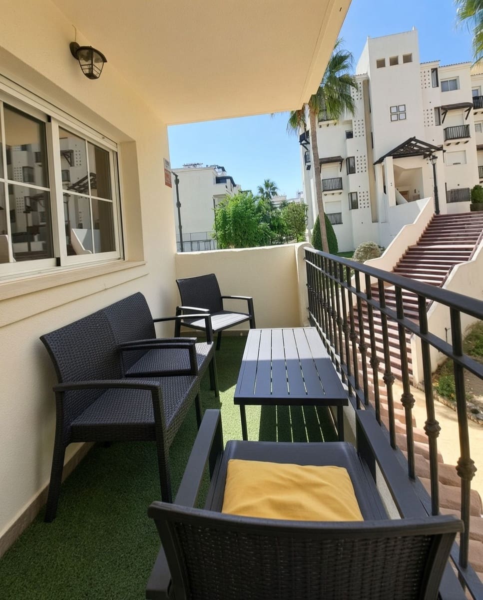 2 sovrum Lägenhet till salu i Manilva med pool garage - 305 000 € (Ref: 10122329)