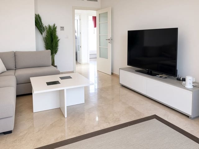 2 sovrum Lägenhet till salu i La Duquesa / Puerto de la Duquesa, Manilva med pool garage - 305 000 € (Ref: 10122329)