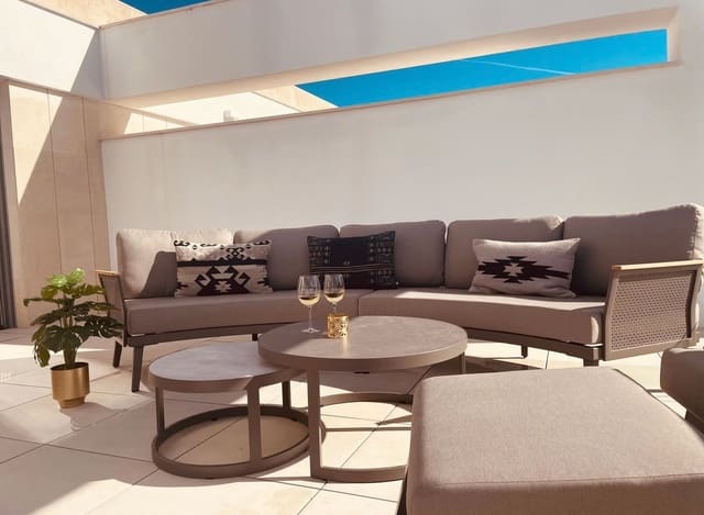 Apartamento de 3 habitaciones en Real de Zaragoza, Marbella en venta con piscina garaje - 1.090.000 € (Ref: 10122382)