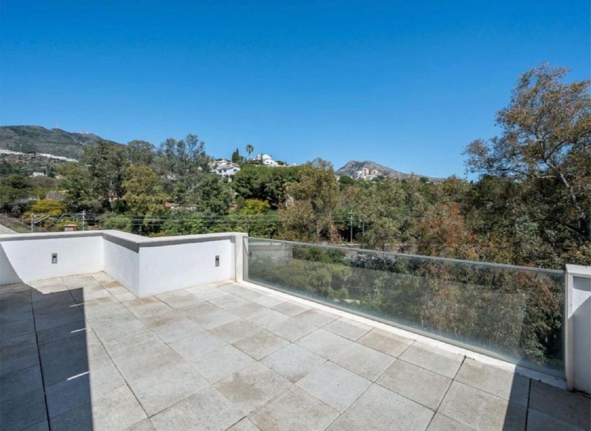 4 Zimmer Villa zu verkaufen in Benalmadena mit Pool Garage - 947.500 € (Ref: 10122403)