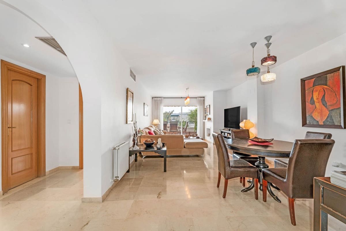 3 sypialnia Apartament na sprzedaż w Guadalmina z basenem garażem - 595 000 € (Ref: 10122437)