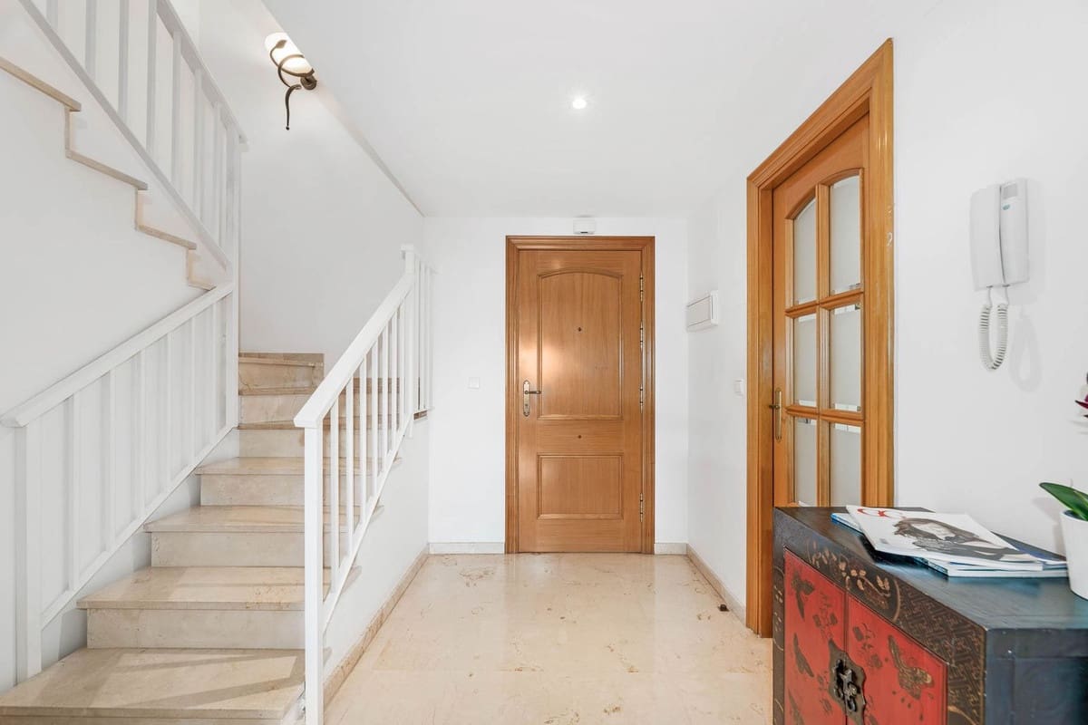 3 sypialnia Apartament na sprzedaż w Guadalmina z basenem garażem - 595 000 € (Ref: 10122437)
