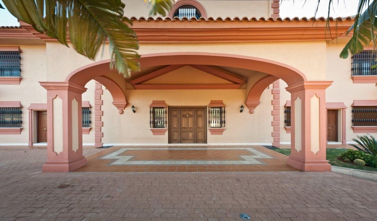 7 sovrum Villa till salu i Mijas med pool garage - 5 600 000 € (Ref: 10122442)