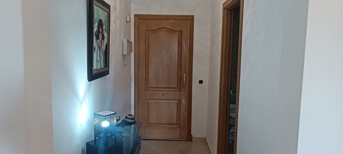 Apartamento de 2 habitaciones en Marbella en venta con piscina garaje - 550.000 € (Ref: 10122453)