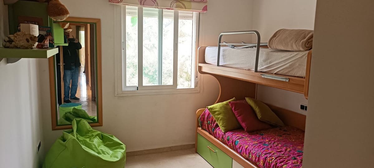 Apartamento de 2 habitaciones en Marbella en venta con piscina garaje - 550.000 € (Ref: 10122453)