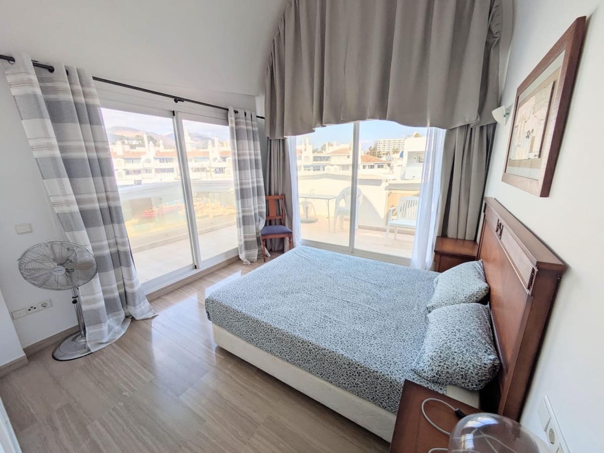 3 sypialnia Apartament na sprzedaż w Benalmadena z basenem - 1 030 000 € (Ref: 10122476)