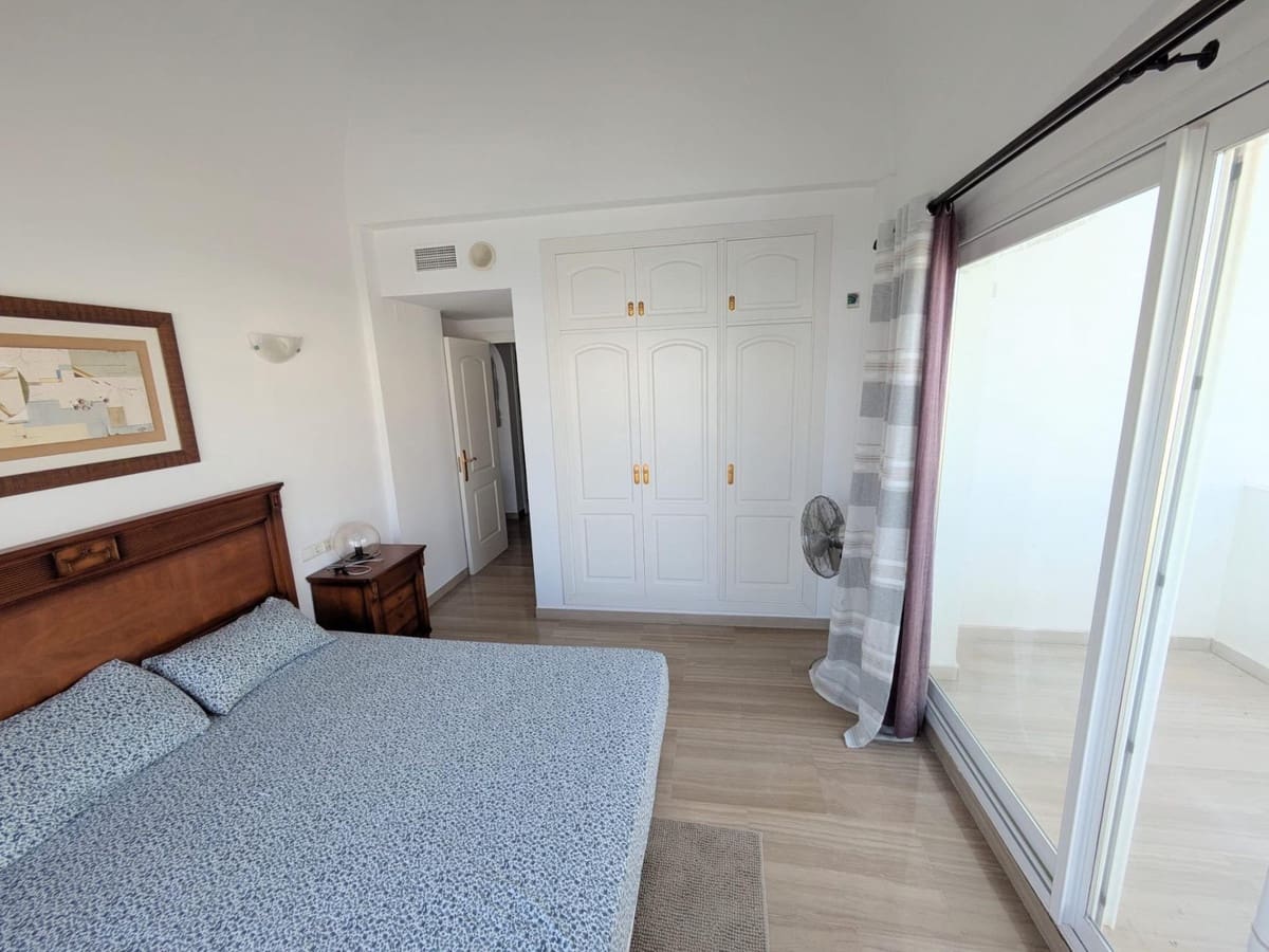 3 sypialnia Apartament na sprzedaż w Benalmadena z basenem - 1 030 000 € (Ref: 10122476)