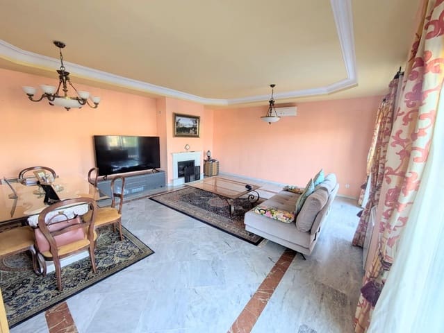 5 soverom Villa til salgs i La Malagueta, Málaga by med svømmebasseng garasje - € 1 340 000 (Ref: 10122486)