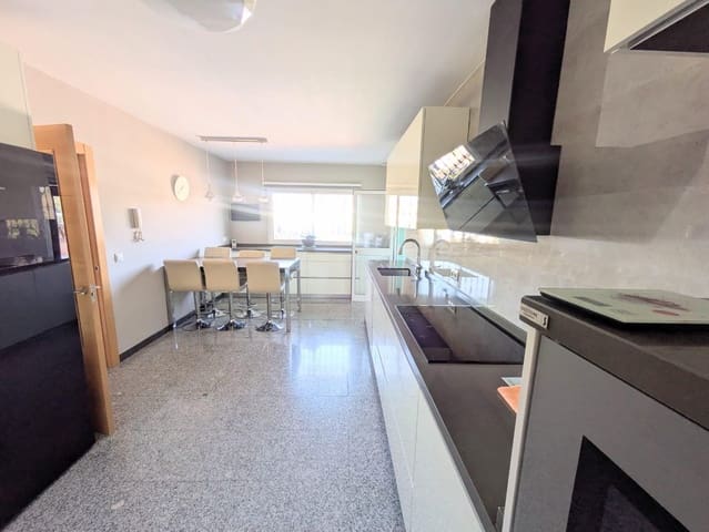 5 soverom Villa til salgs i La Malagueta, Málaga by med svømmebasseng garasje - € 1 340 000 (Ref: 10122486)