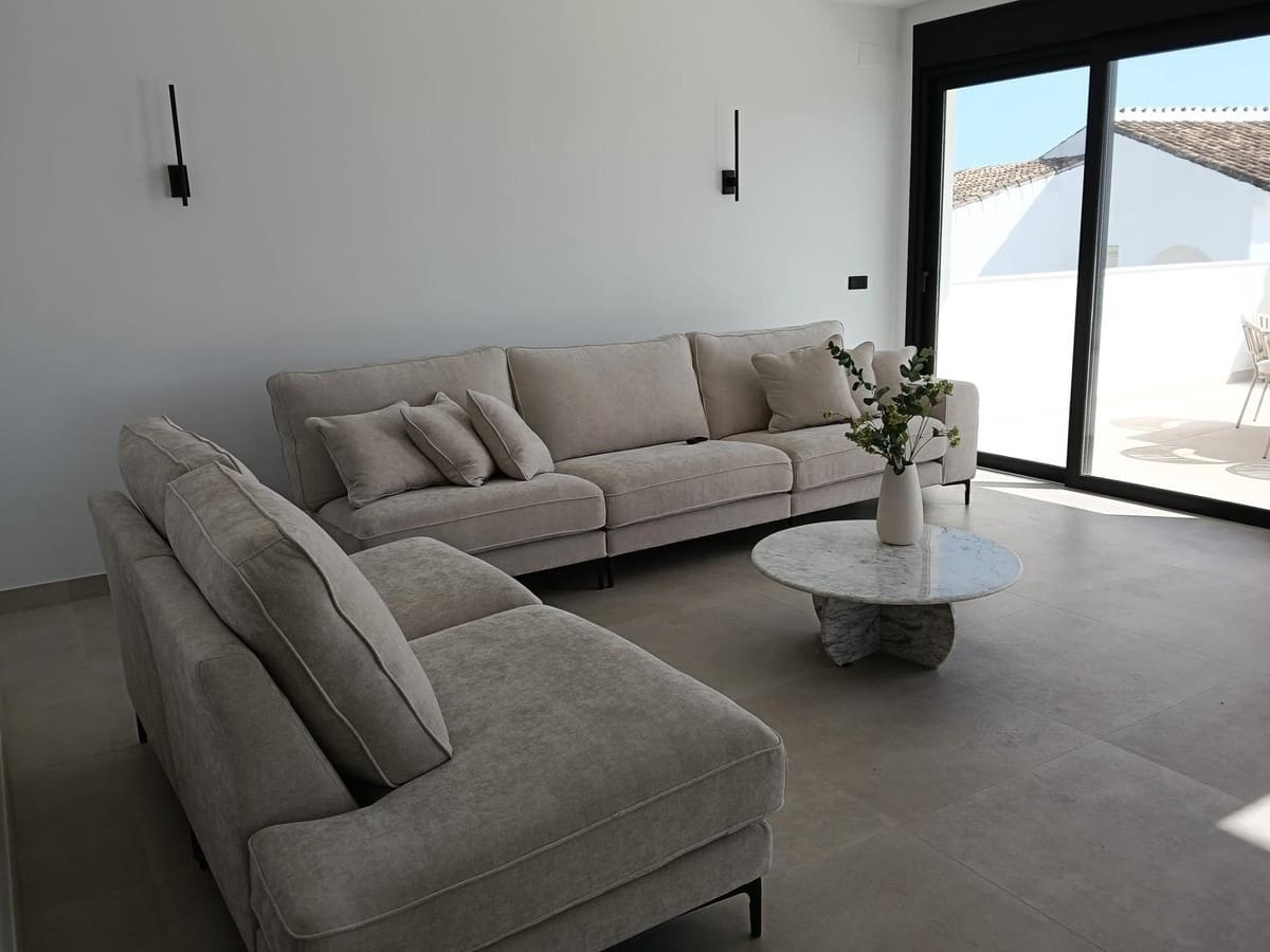3 sovrum Villa till salu i Riviera del Sol med pool garage - 1 750 000 € (Ref: 10122489)