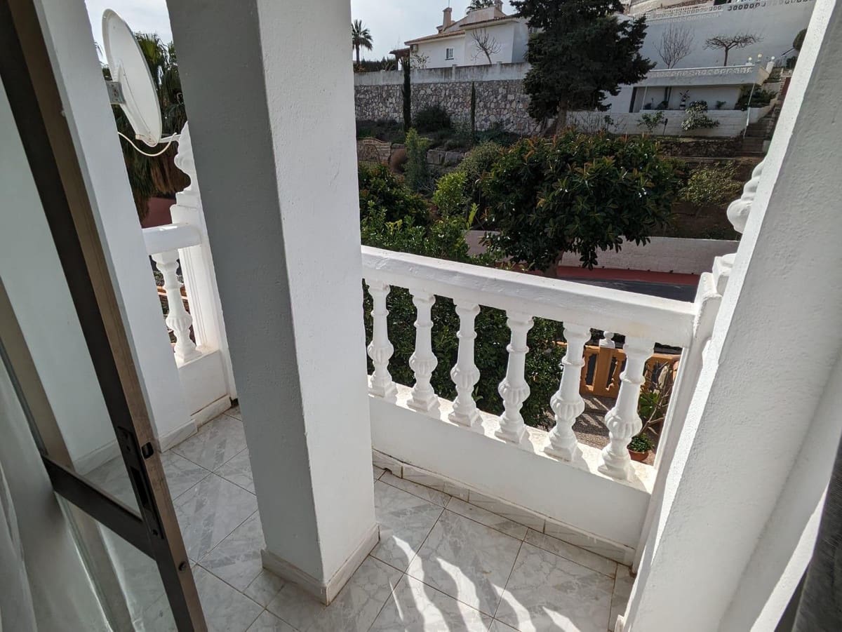 Chalet de 5 habitaciones en Benalmádena en venta con piscina garaje - 950.000 € (Ref: 10122490)