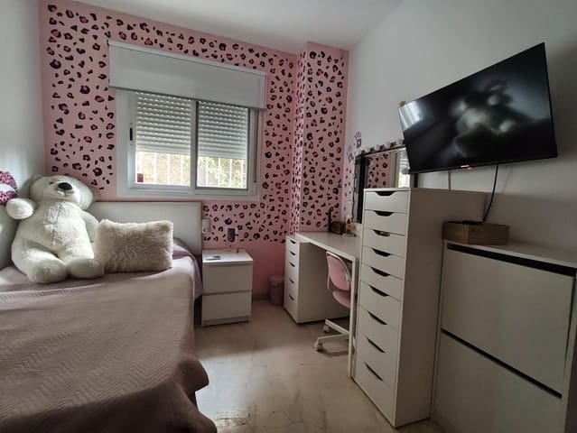 Apartamento de 3 habitaciones en Rincón de la Victoria en venta con piscina garaje - 375.000 € (Ref: 10122500)