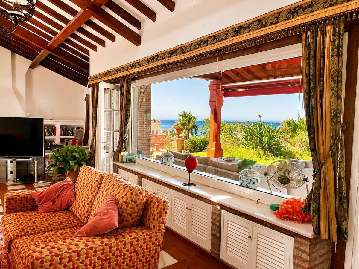 Chalet de 8 habitaciones en Benalmádena en venta con piscina garaje - 3.500.000 € (Ref: 10122502)