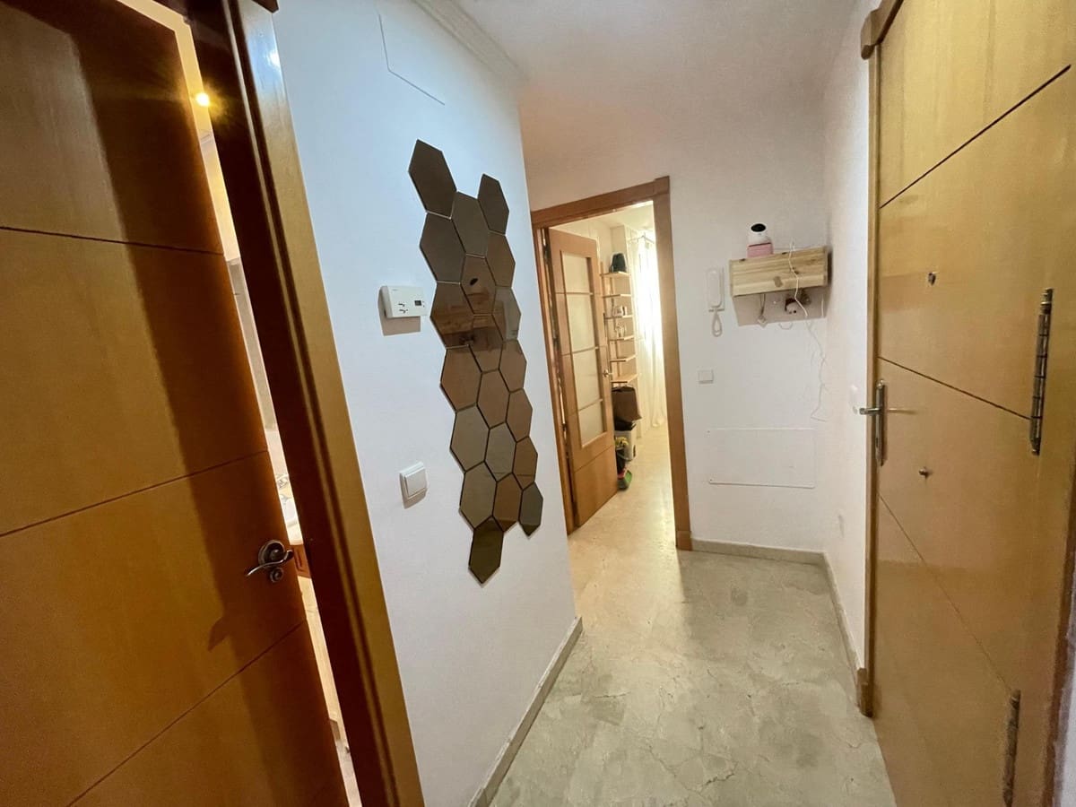 1 soverom Leilighet til salgs i Benalmadena med svømmebasseng garasje - € 263 500 (Ref: 10122510)