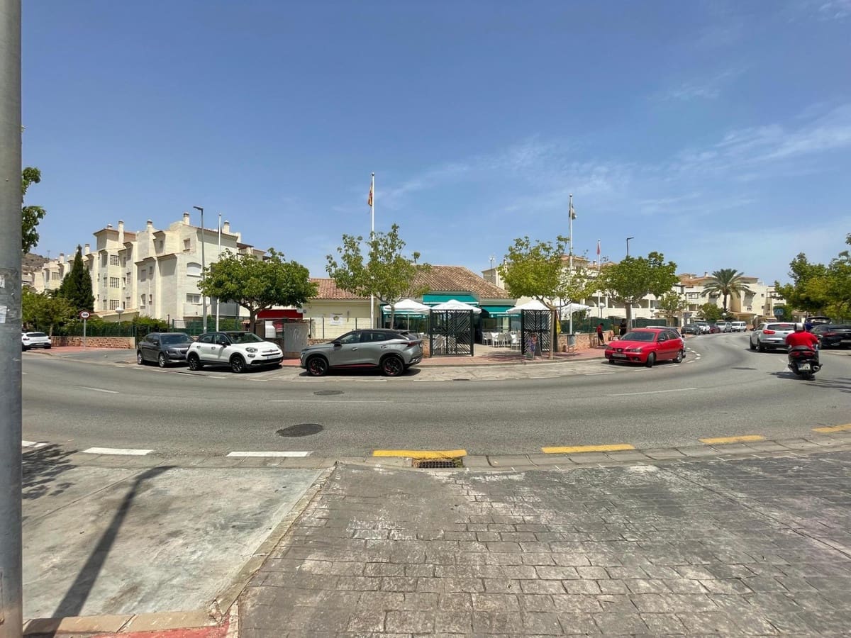 1 soverom Leilighet til salgs i Benalmadena med svømmebasseng garasje - € 263 500 (Ref: 10122510)