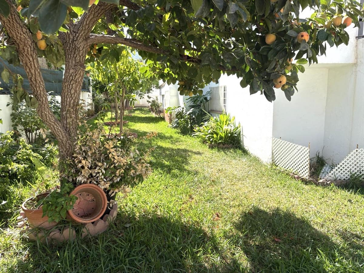 4 slaapkamer Villa te koop in Alhaurin de la Torre met garage - € 799.000 (Ref: 10122528)