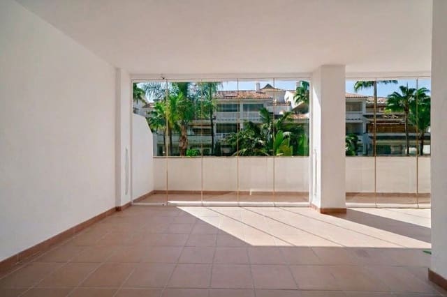 2 sovrum Lägenhet till salu i Marbella med pool garage - 1 290 000 € (Ref: 10122532)