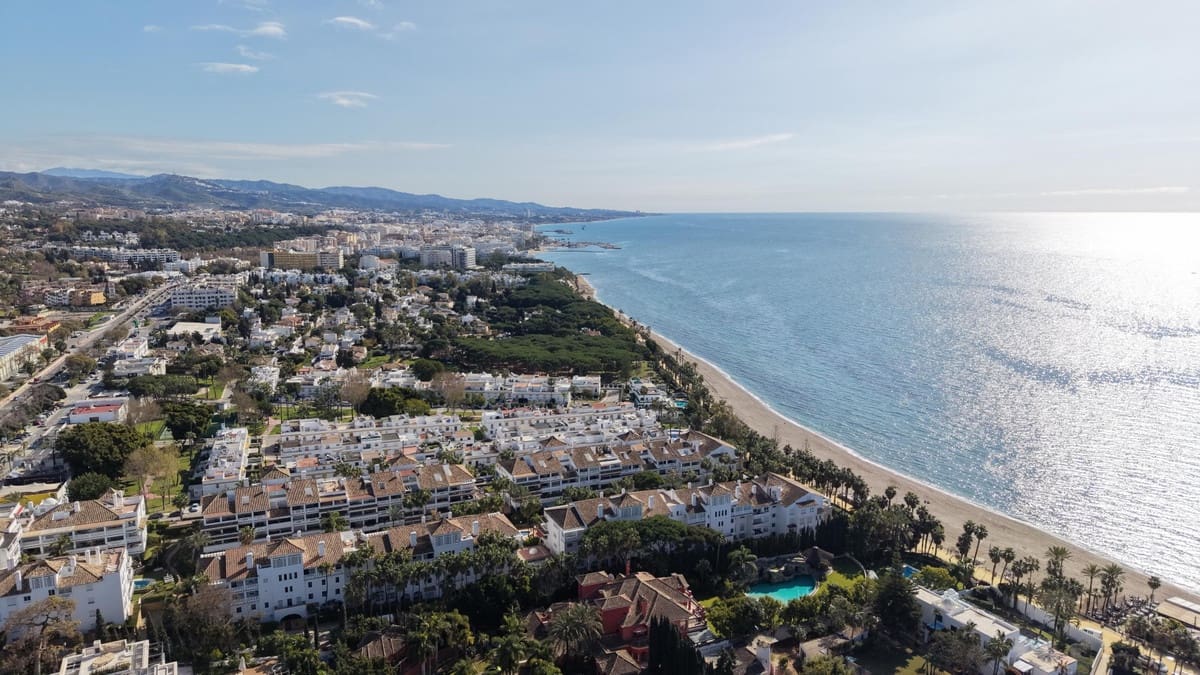 2 sovrum Lägenhet till salu i Marbella med pool garage - 1 290 000 € (Ref: 10122532)