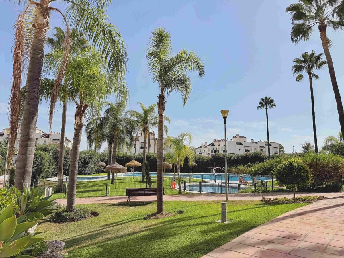 2 sovrum Lägenhet till salu i Marbella med pool garage - 385 000 € (Ref: 10122535)