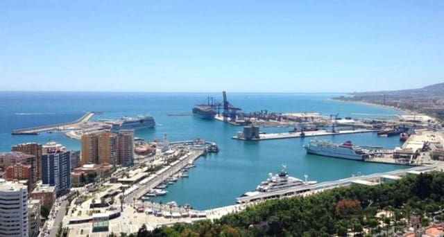 3 soverom Leilighet til salgs i Carretera de Cadiz, Málaga by - € 285 000 (Ref: 10122537)