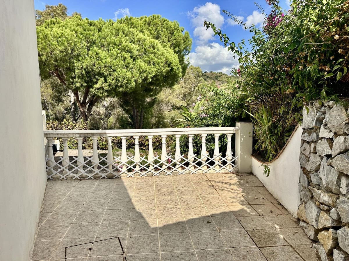 3 soveværelse Villa til salg i Marbella med swimmingpool garage - € 889.000 (Ref: 10122549)
