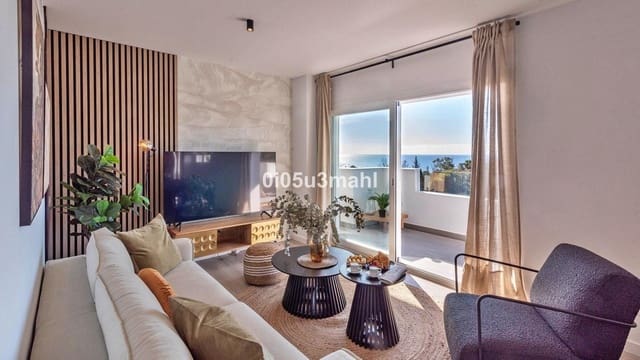 Apartamento de 3 habitaciones en Rincón de la Victoria en venta con piscina garaje - 551.000 € (Ref: 10122589)