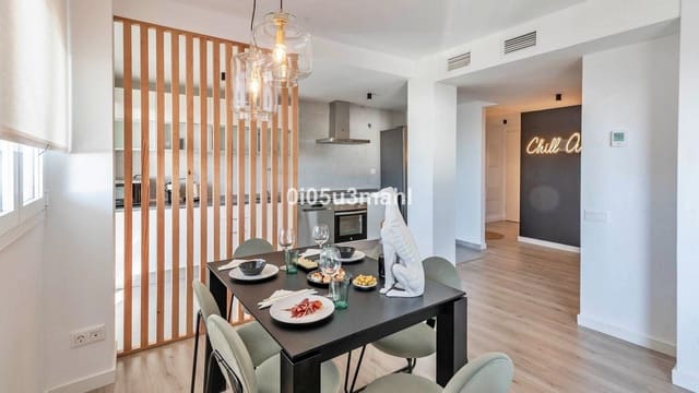Apartamento de 3 habitaciones en Rincón de la Victoria en venta con piscina garaje - 551.000 € (Ref: 10122589)