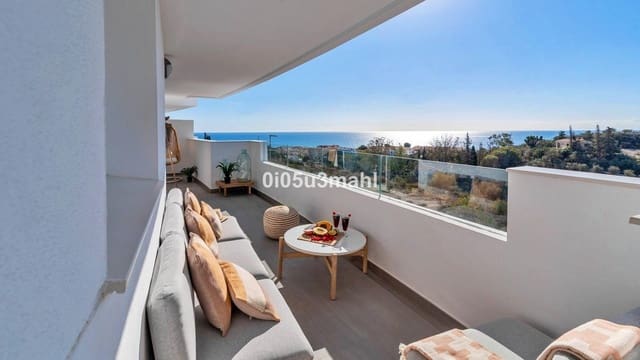 Apartamento de 3 habitaciones en Rincón de la Victoria en venta con piscina garaje - 551.000 € (Ref: 10122589)