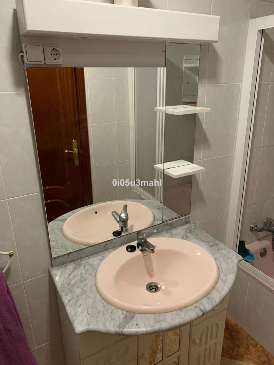 3 soveværelse Lejlighed til salg i Malaga by - € 290.164 (Ref: 10122591)