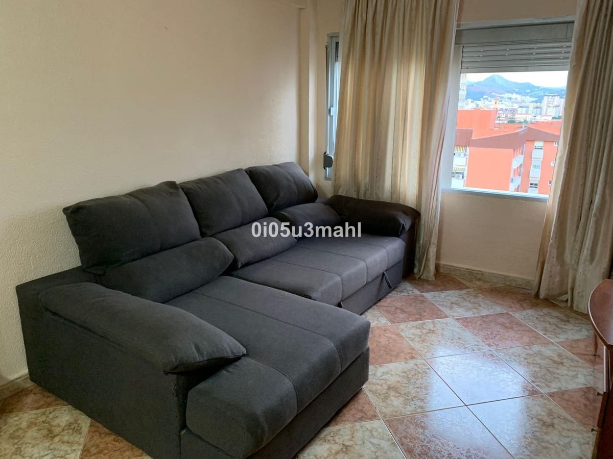 3 soveværelse Lejlighed til salg i Malaga by - € 290.164 (Ref: 10122591)