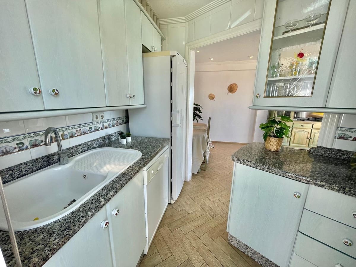 3 makuuhuone Huoneisto myytävänä paikassa Santa Pola mukana 
autotalli - 379 000 € (Ref: 10122593)