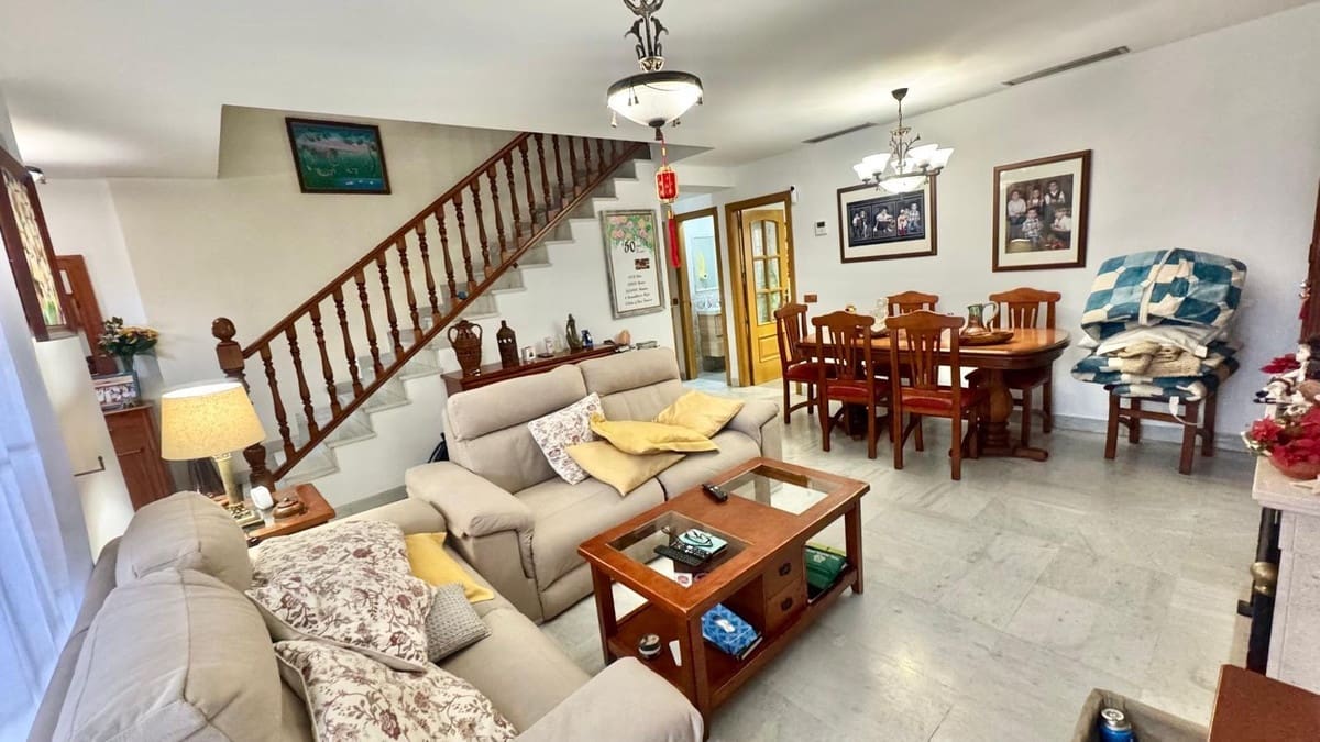 3 soverom Hus til salgs i Torremolinos med garasje - € 660 000 (Ref: 10122605)