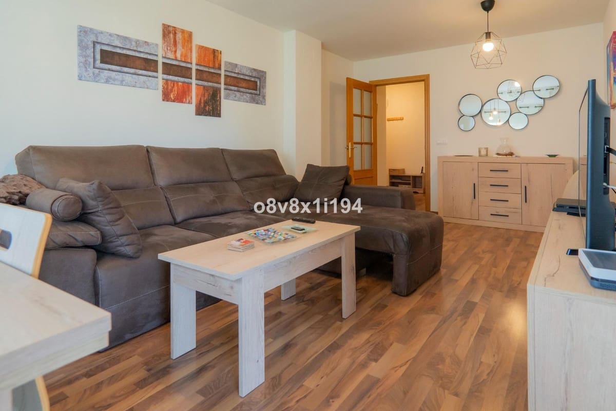 4 bedroom Apartment for sale in Malaga city with garage - € 549,900 (Ref: 10122612)