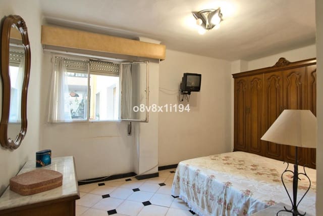 3 soverom Leilighet til salgs i Jardin de la Abadia, Málaga by - € 299 000 (Ref: 10122613)