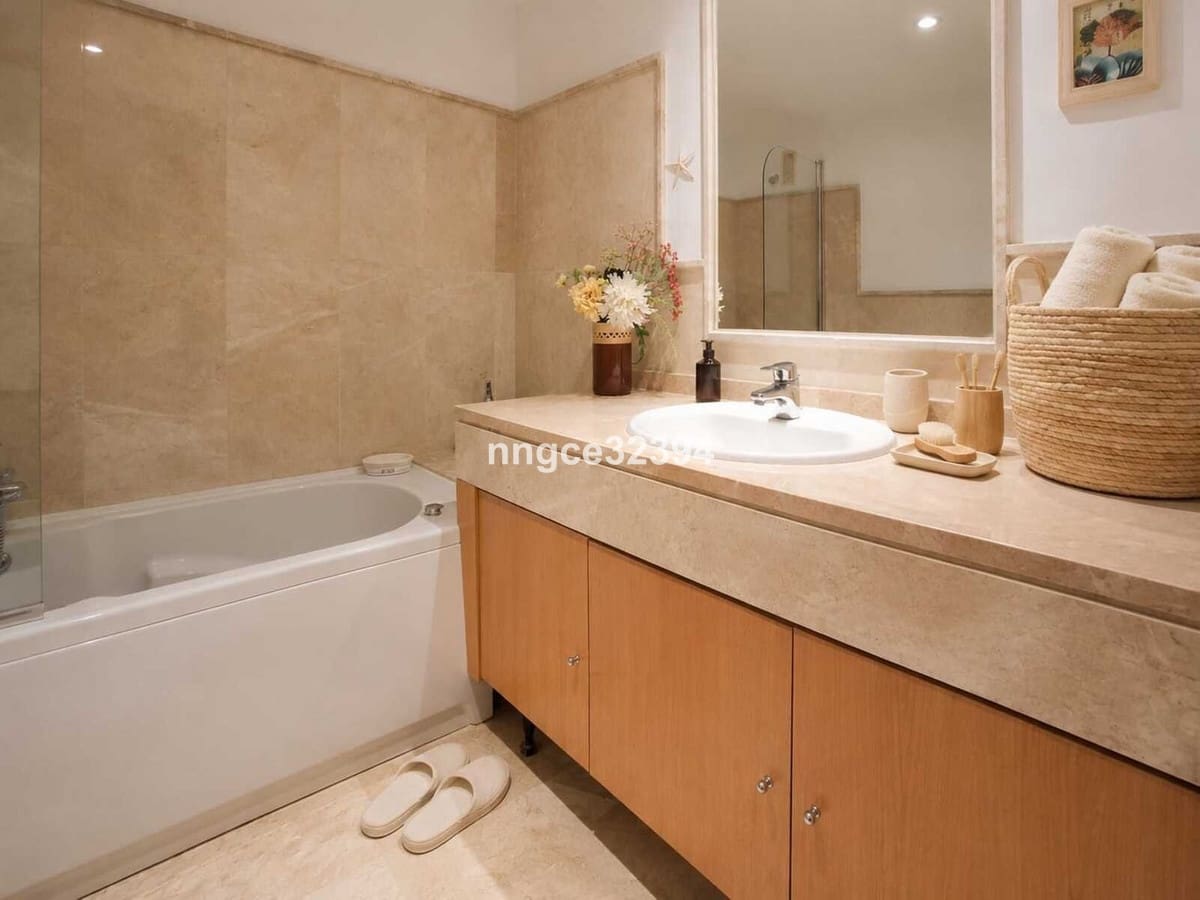 2 quarto Apartamento para venda em Casares com piscina garagem - 379 000 € (Ref: 10122617)